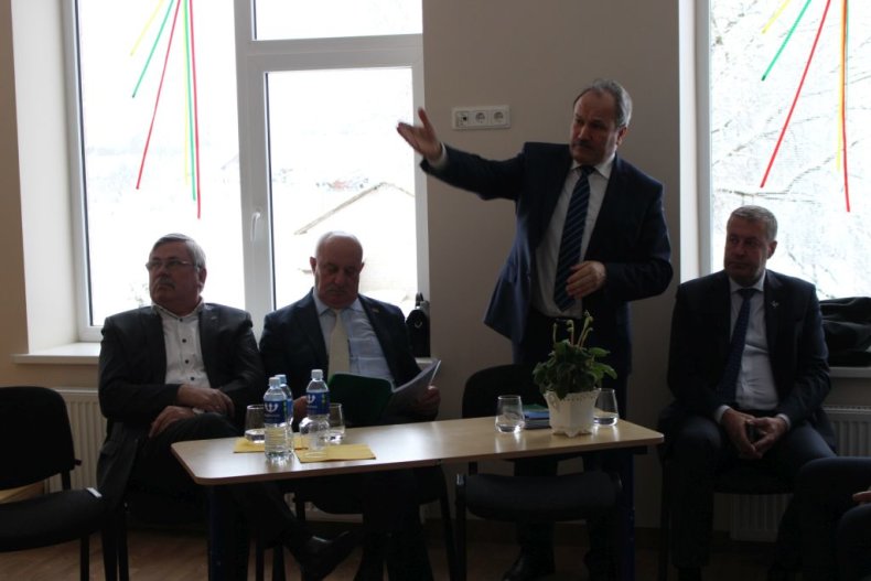 Savivaldybės vadovai ataskaitas pateikė Gardamo bendruomenei