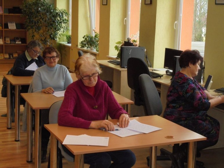 Lietuvių kalbos žinias tikrinosi Nacionalinio diktanto konkurse
