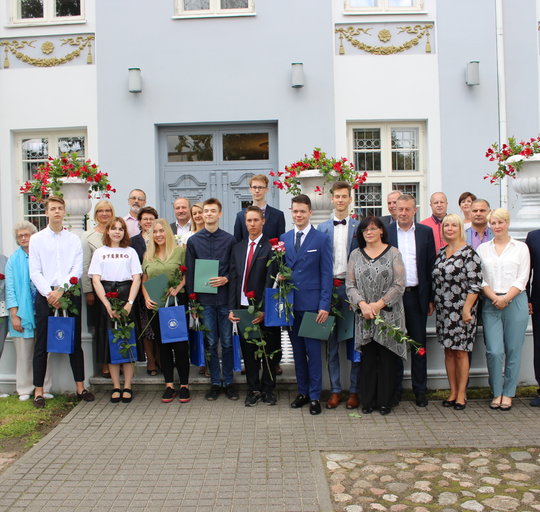 Apdovanojimai įteikti Šilutės krašto šimtukininkams 