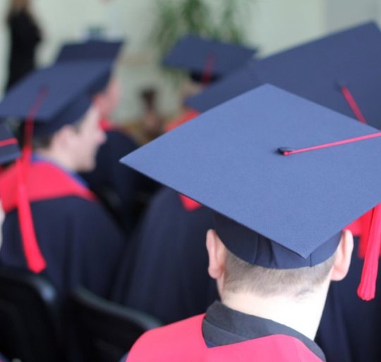 Kviečiame teikti kandidatūras į Šilutės rajono savivaldybės studentų rėmimo programos komisiją