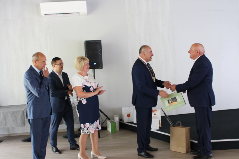 Šilutiškių sveikinimai kaimyninei Šilalės rajono savivaldybei