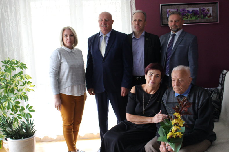 Sveikinimai 90-mečio proga – šilutiškiui Rychardui Genučiui