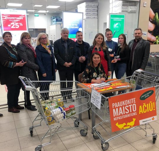 Savaitgalį vykusiai „Maisto banko“ akcijai šilutiškiai neliko abejingi