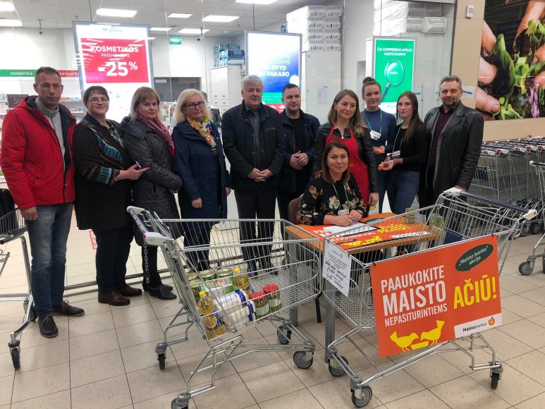 Savaitgalį vykusiai „Maisto banko“ akcijai šilutiškiai neliko abejingi