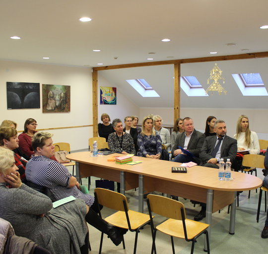 Diskusija apie budinčio globėjo svarbą