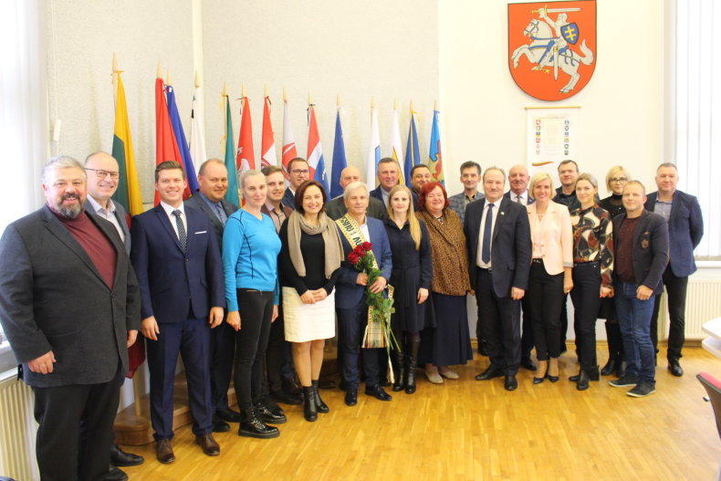 Tarybos posėdyje – dėmesys „Auksinės krivūlės riteriui“