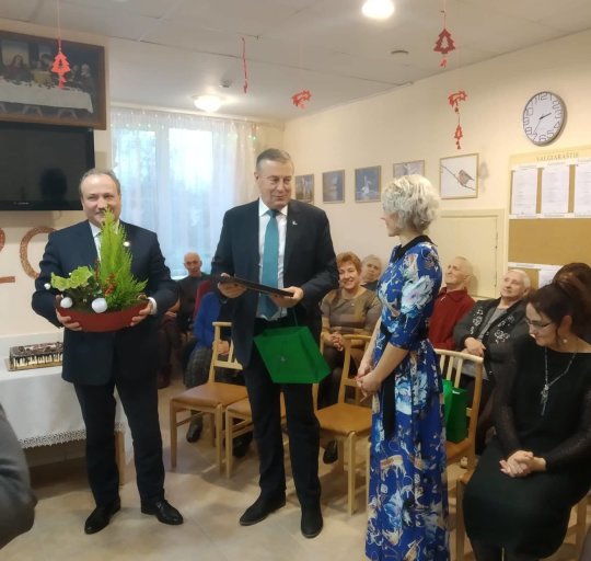 Šilutės senelių globos namai švenčia veiklos 20-metį