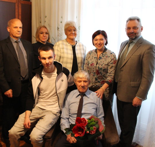 90-ojo jubiliejaus proga pasveikintas šilutiškis Steponas Papievis