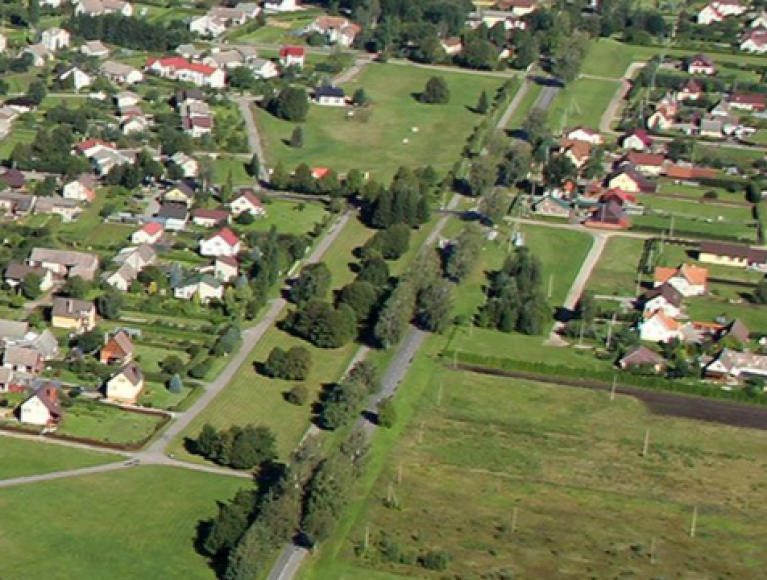 Skelbimas dėl gyvenamojo namo su žemės sklypu bendruomeninių vaikų globos namų veiklai vykdyti...