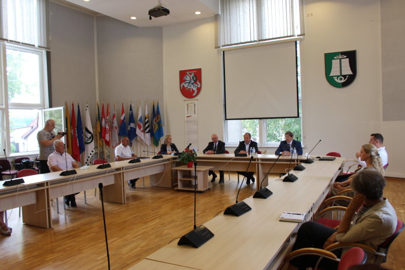 Spaudos konferencijoje – apie problemas švietimo srityje