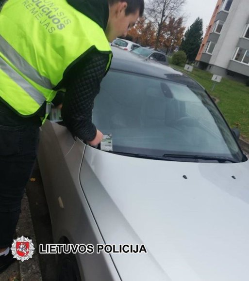 Automobilyje paliktas turtas – lengvas grobis ilgapirščiams