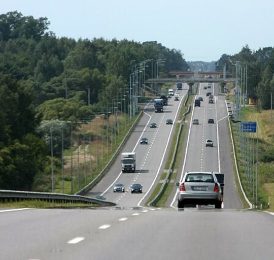 Nuo balandžio 7-osios Lietuvoje atlaisvinami judėjimo ribojimai