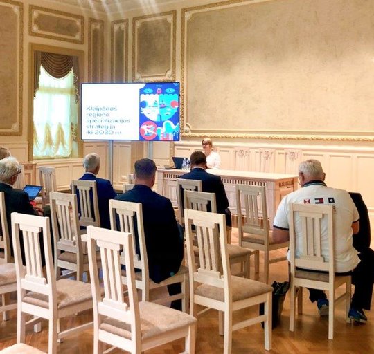 Vakarų Lietuvos savivaldybės, verslas ir mokslas susitarė, kokiomis kryptimis plėtos regiono...