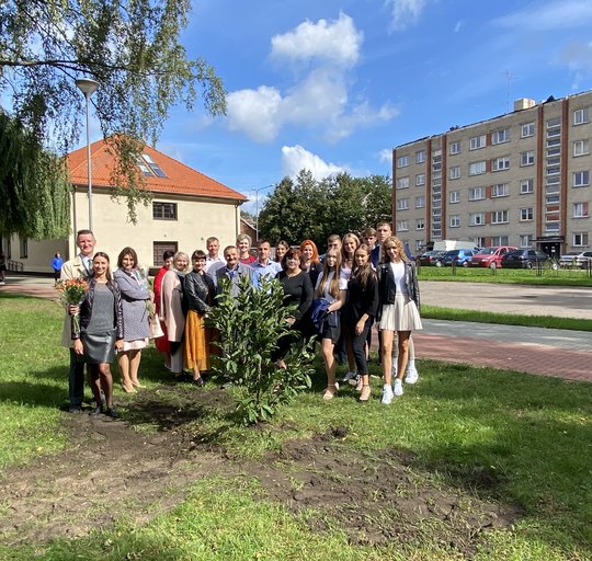 Šilutėje – magnolijų sodinimo akcija