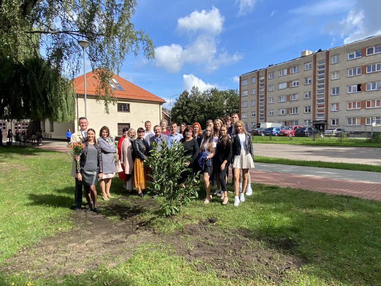 Šilutėje – magnolijų sodinimo akcija
