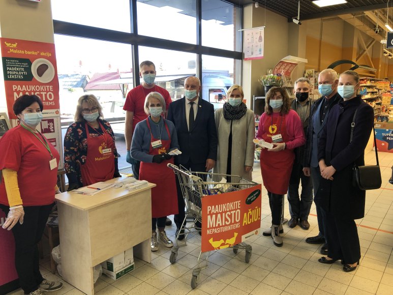 „Maisto banko“ rudeninė akcija  pakvietė šilutiškius ištiesti pagalbos ranką