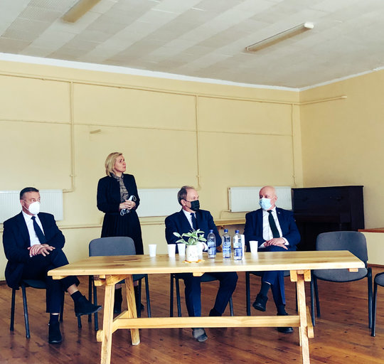 Savivaldybės vadovų ataskaitos pristatytos Katyčių seniūnijos gyventojams