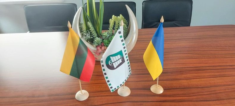 Kvietimas paaukoti ukrainiečių tautai