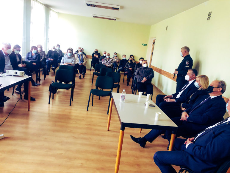 Savivaldybės vadovai pradėjo ataskaitų pristatymą seniūnijų gyventojams