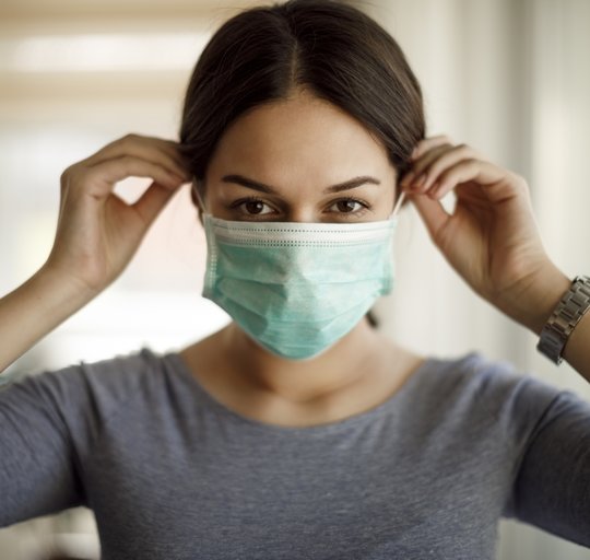 Gydymo įstaigos ir toliau turės užtikrinti COVID-19 plitimo prevenciją