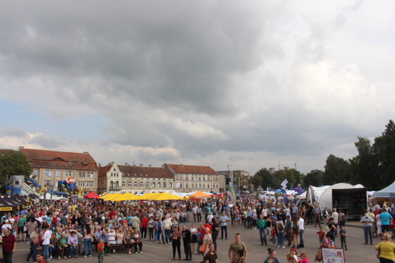 Kokiais žodžiais pasitinkame lietų? 