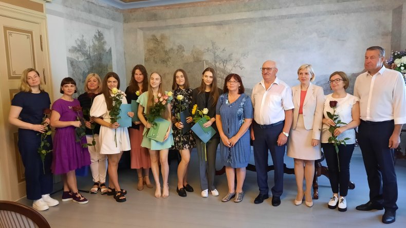 Pasveikinti geriausi abiturientai