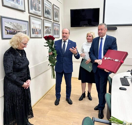 Už ilgametį darbą padėkota Birutei Servienei