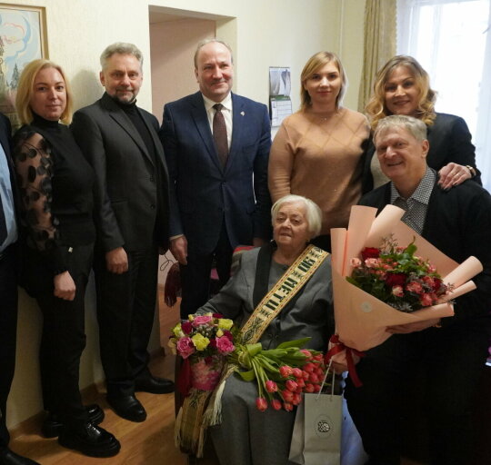 90-ojo jubiliejaus proga pasveikinta Angelė Jovaišienė