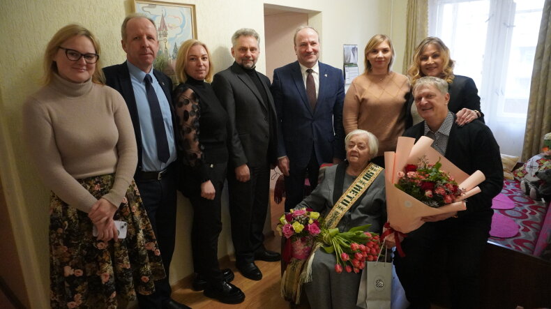 90-ojo jubiliejaus proga pasveikinta Angelė Jovaišienė