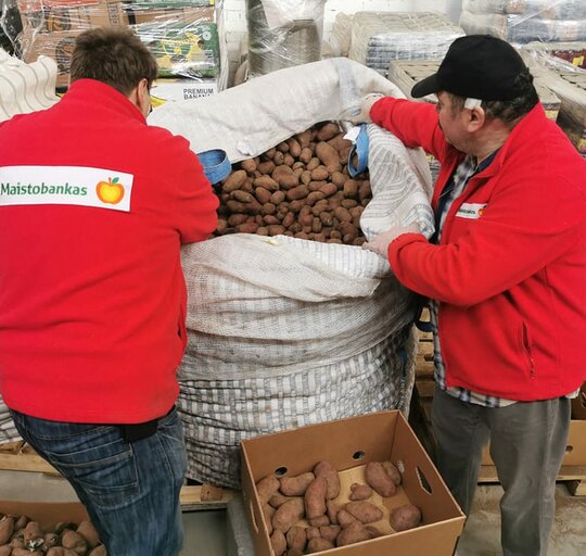 Ūkiuose išgelbėjamo maisto pernai išaugo trečdaliu – „Maisto bankas“ kviečia ūkininkus...