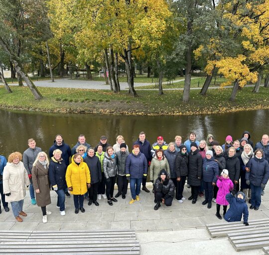 Senojo turgaus aikštėje - krokų sodinimo talka