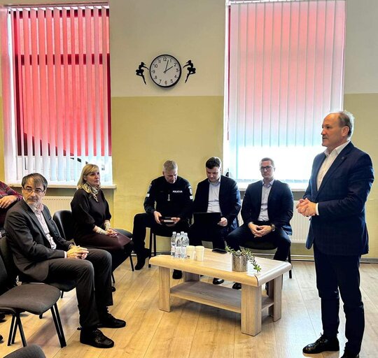Savivaldybės vadovai susitiko su Saugų seniūnijos gyventojais