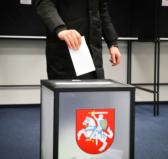 Antradienį prasideda balsavimas iš anksto Prezidento rinkimų antrajame ture