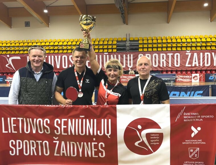 Po trejų metų pertraukos atgaivintose Lietuvos seniūnijų žaidynių finalinėse varžybose dalyvavo...