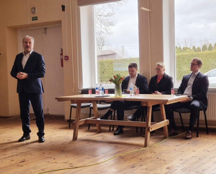 Katyčių seniūnijos gyventojams pristatyta 2024 m. veiklos ataskaita
