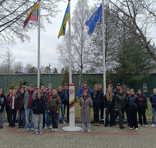 Jaunimas iš arti susipažino su pasieniečių darbu
