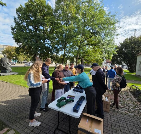 Šilutėje jaunimas Lietuvos jaunimo politikos 30-metį paminėjo 7 kilometrų žygiu